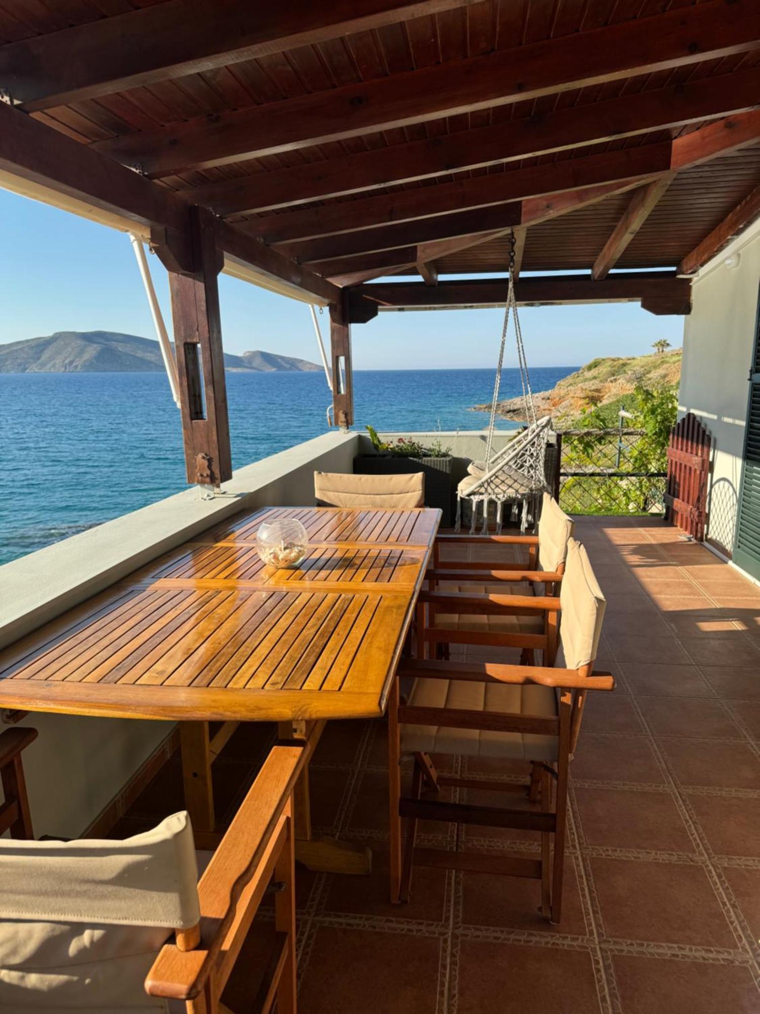 Tholos Alexandra'S Beachfront House Kavoúsion Dış mekan fotoğraf